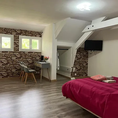 La Maison De Tina Panzió *